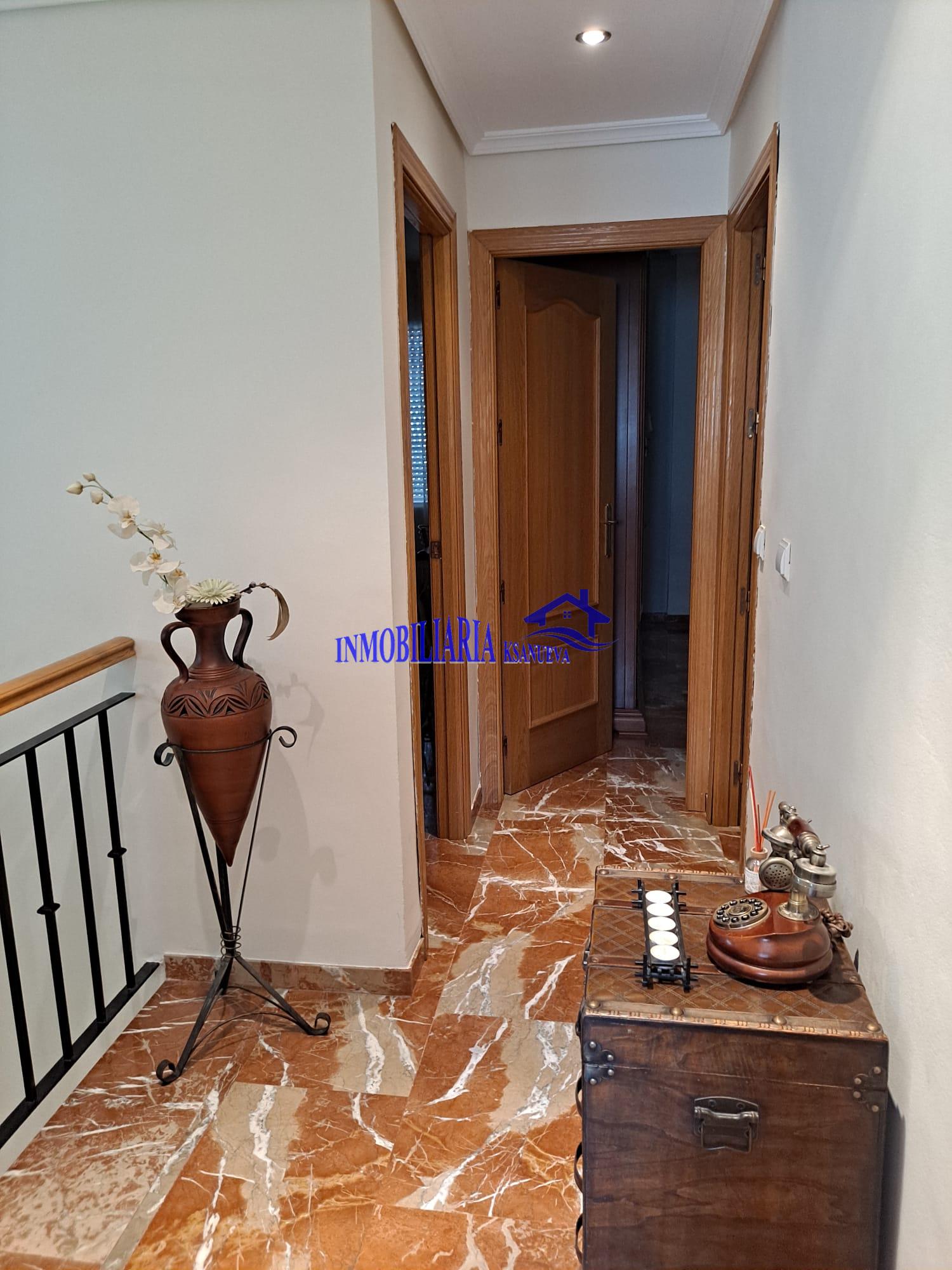 For sale of house in Córdoba