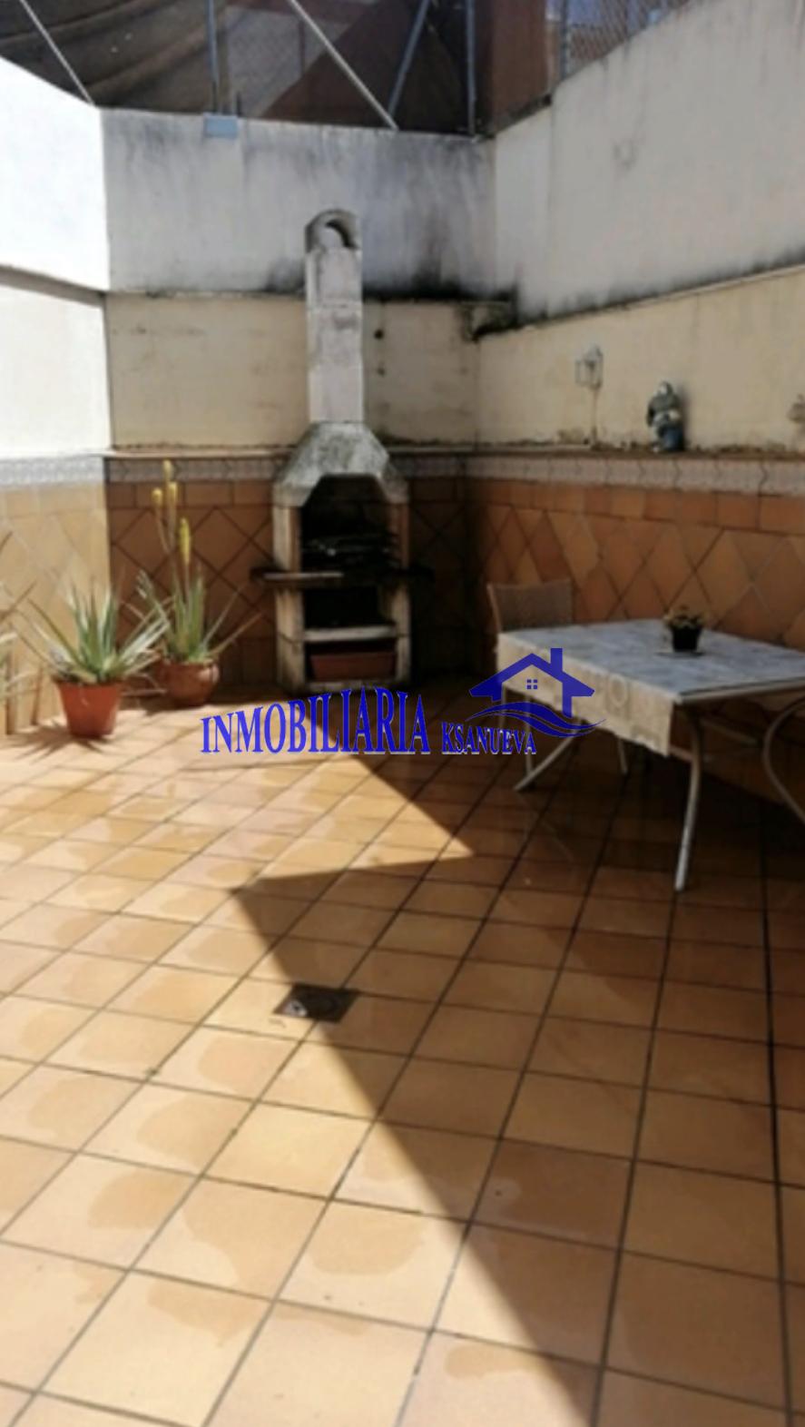 For sale of house in Córdoba