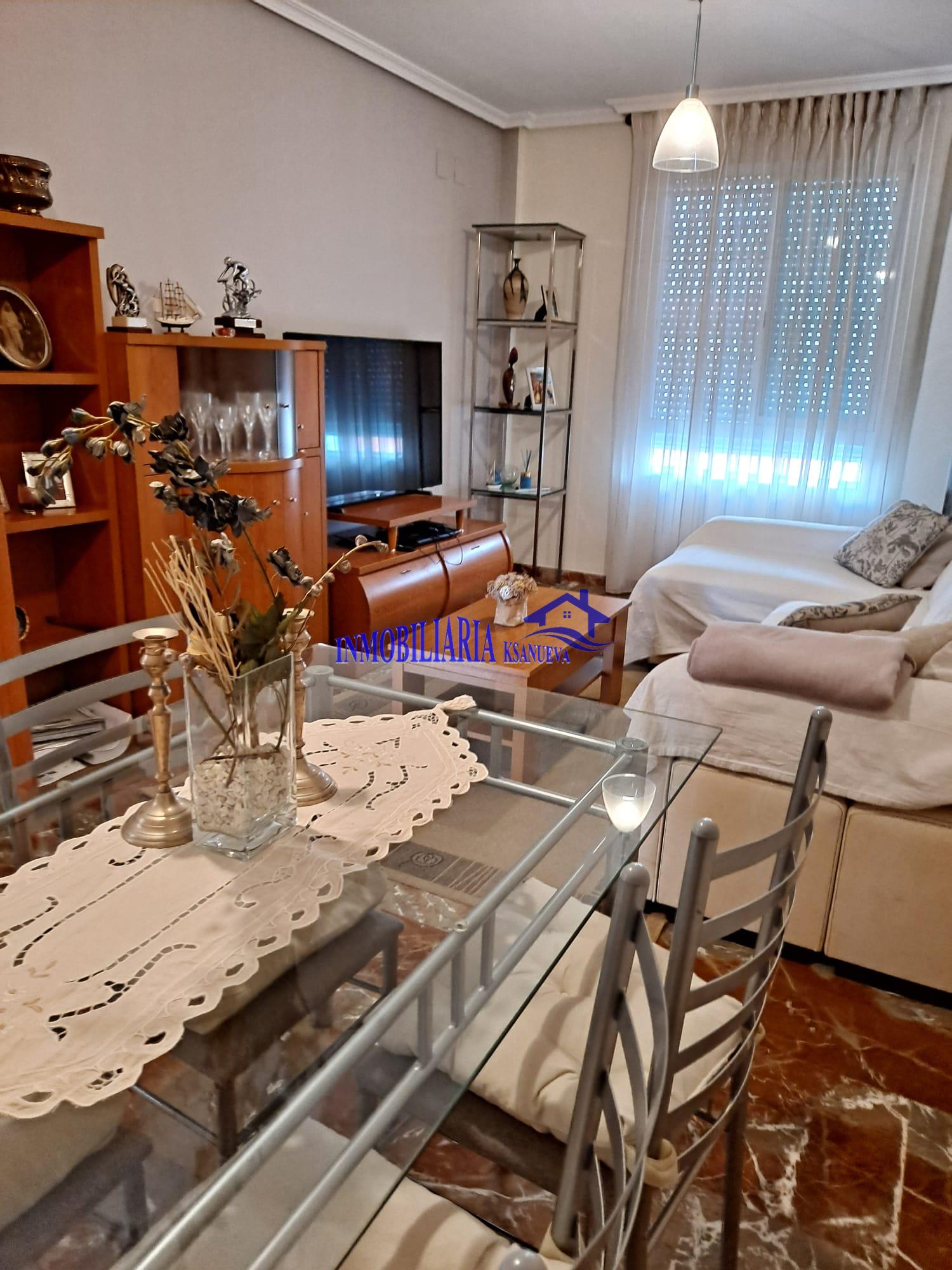 For sale of house in Córdoba
