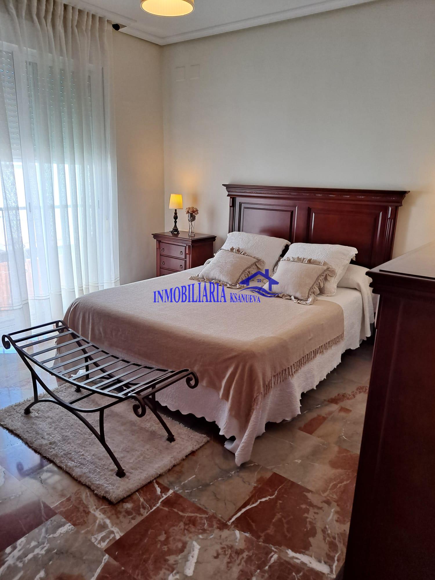 For sale of house in Córdoba