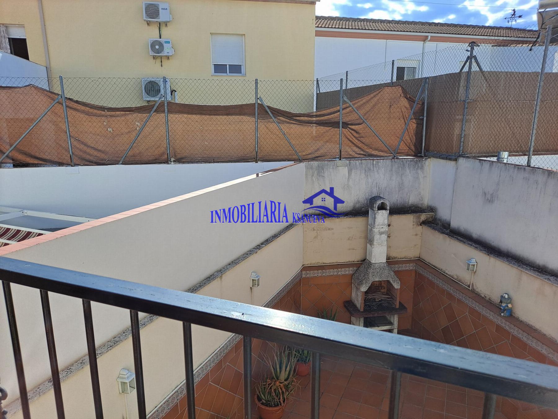 For sale of house in Córdoba