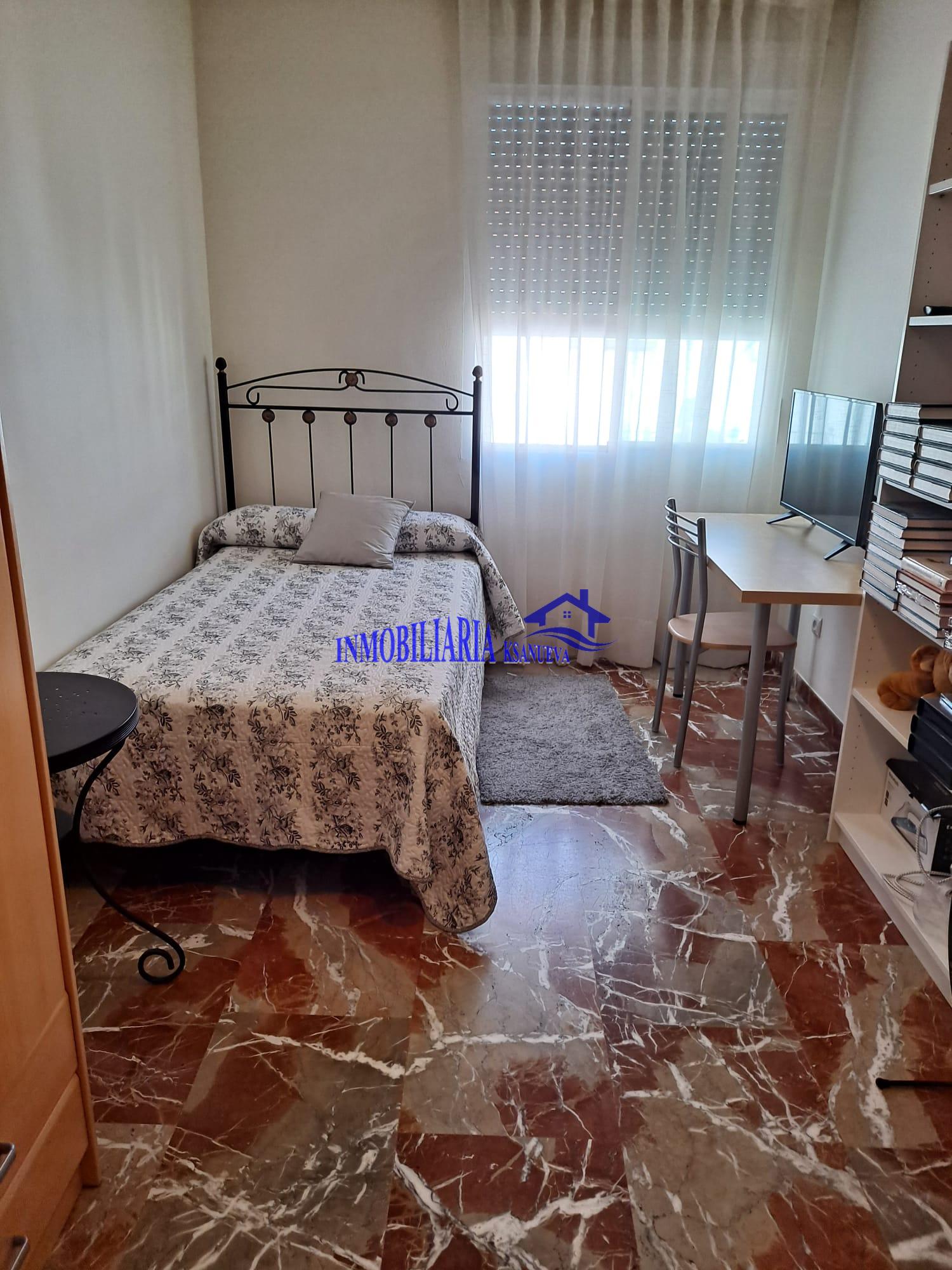 For sale of house in Córdoba