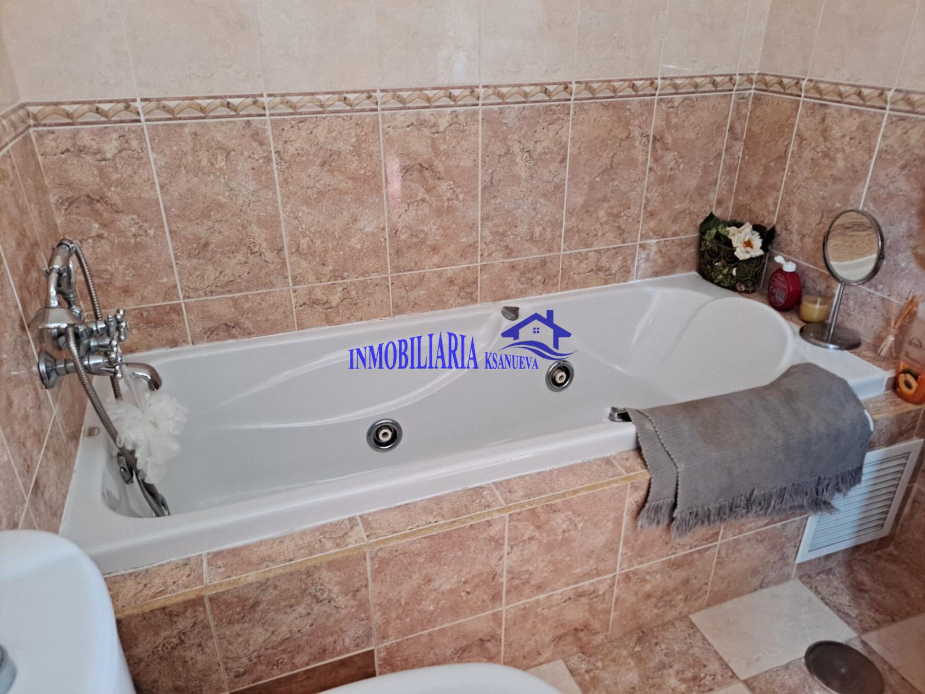 For sale of house in Córdoba