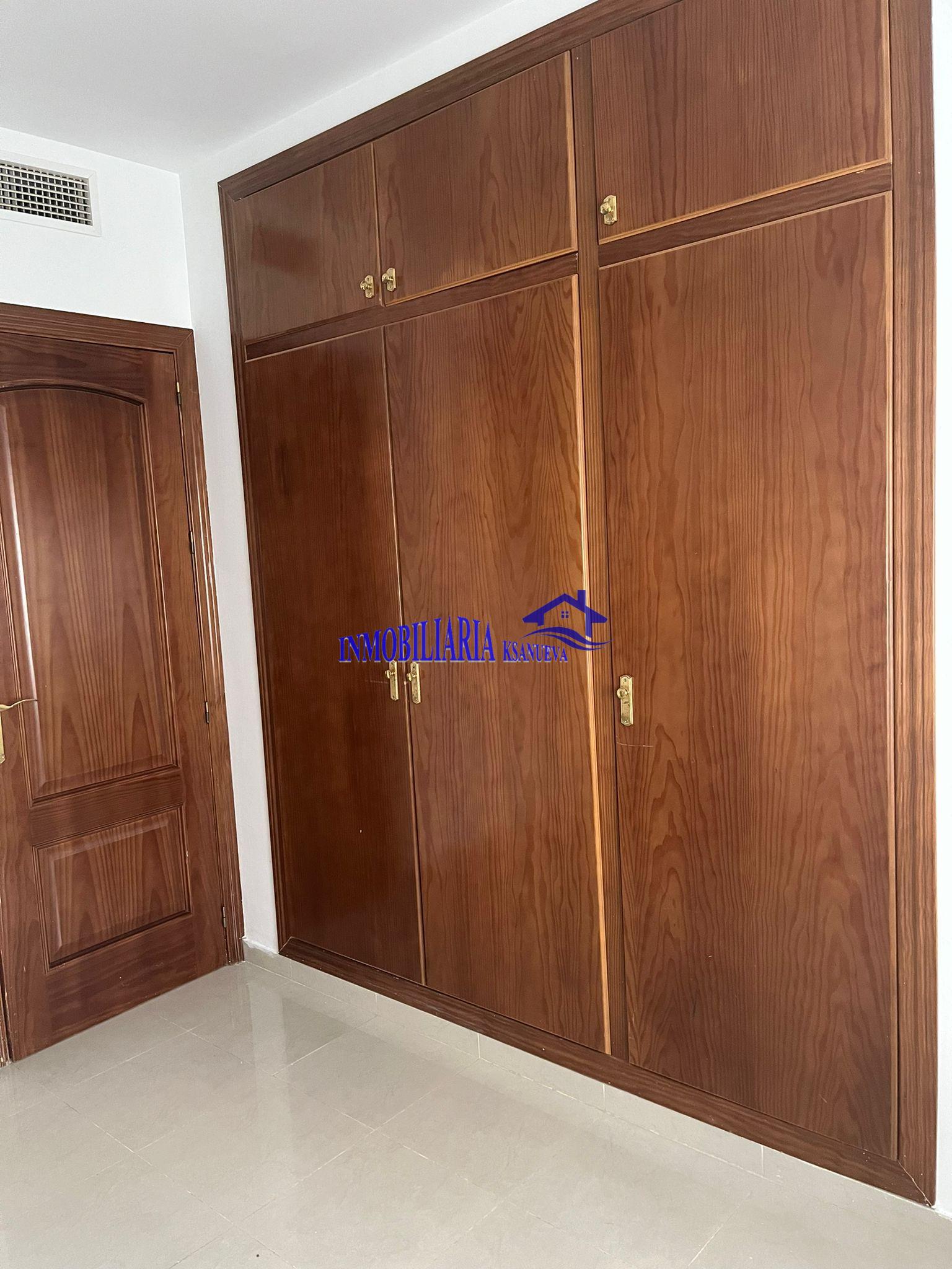 For sale of chalet in Córdoba
