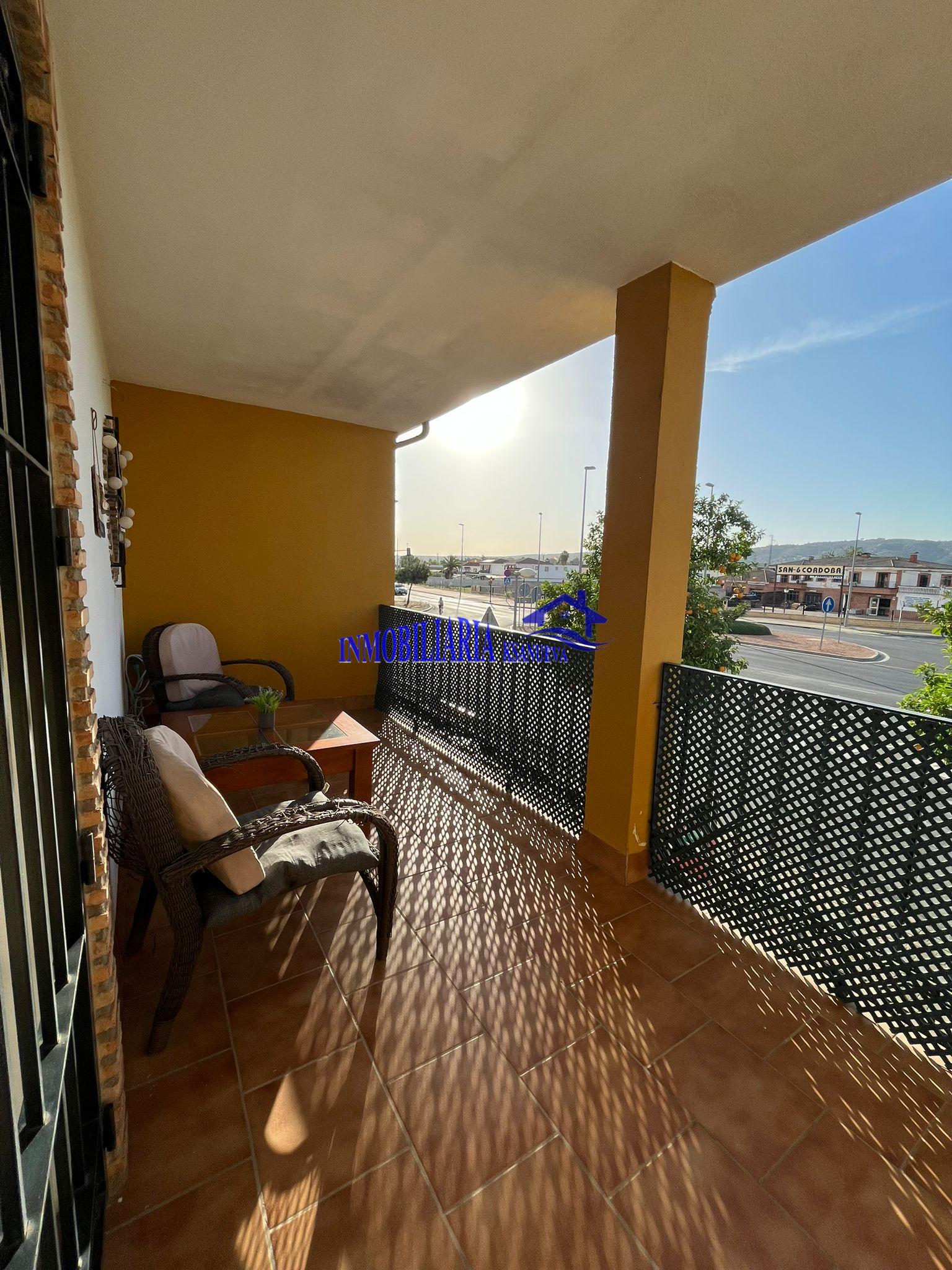 For sale of chalet in Córdoba