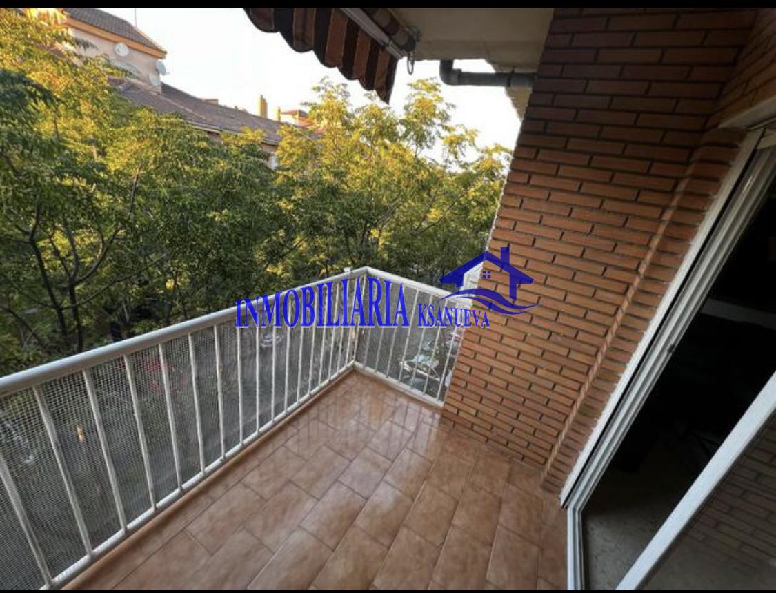 For sale of flat in Córdoba