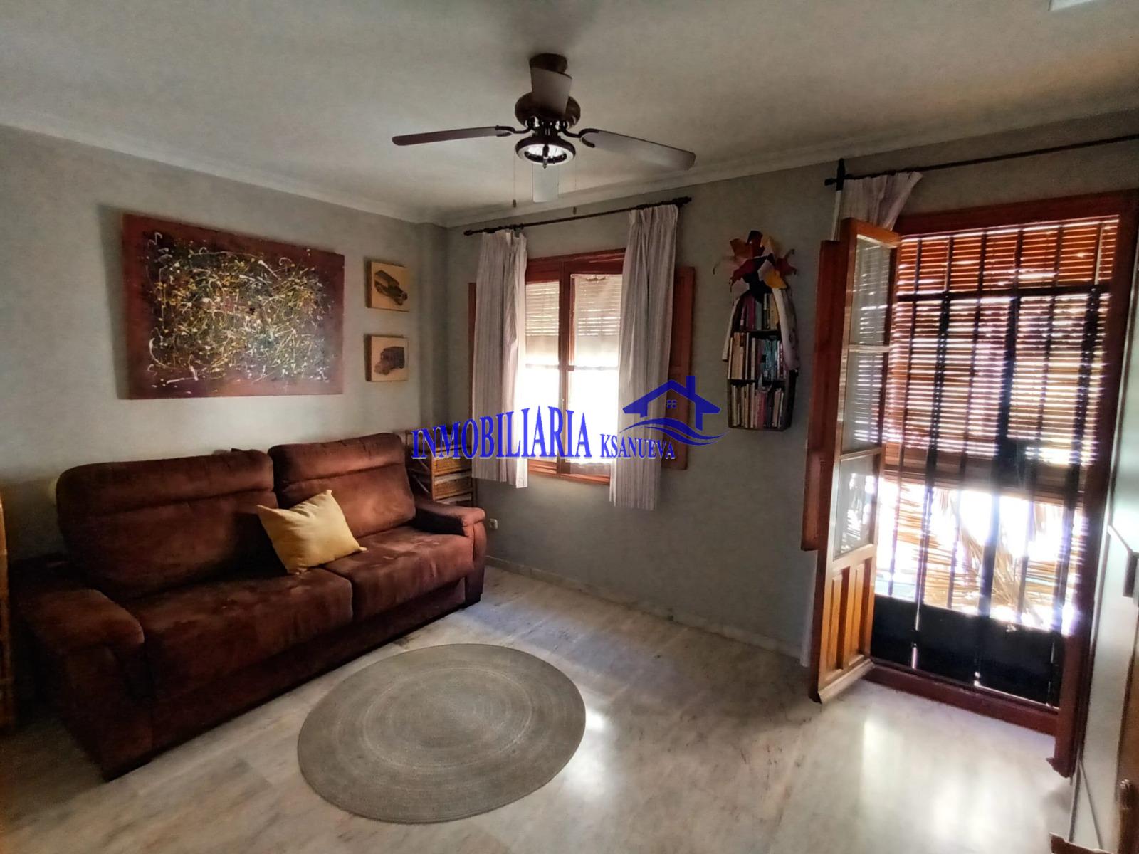 For sale of house in Córdoba
