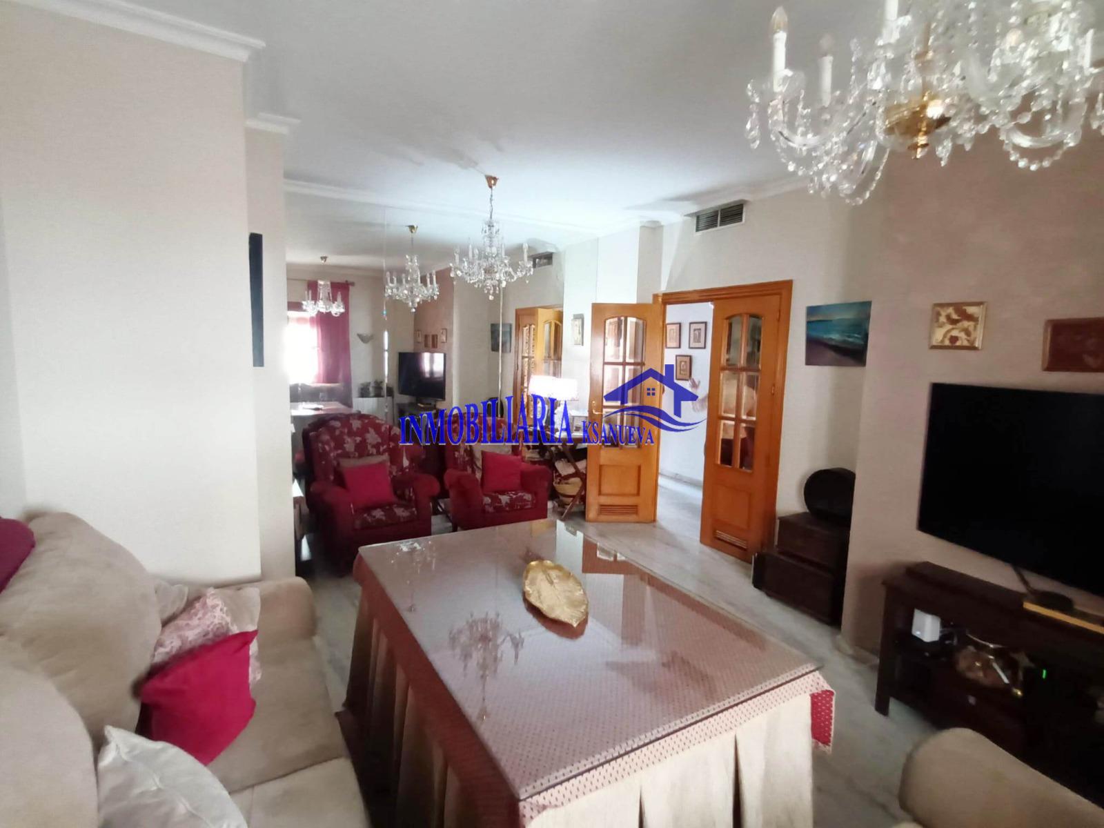 For sale of house in Córdoba