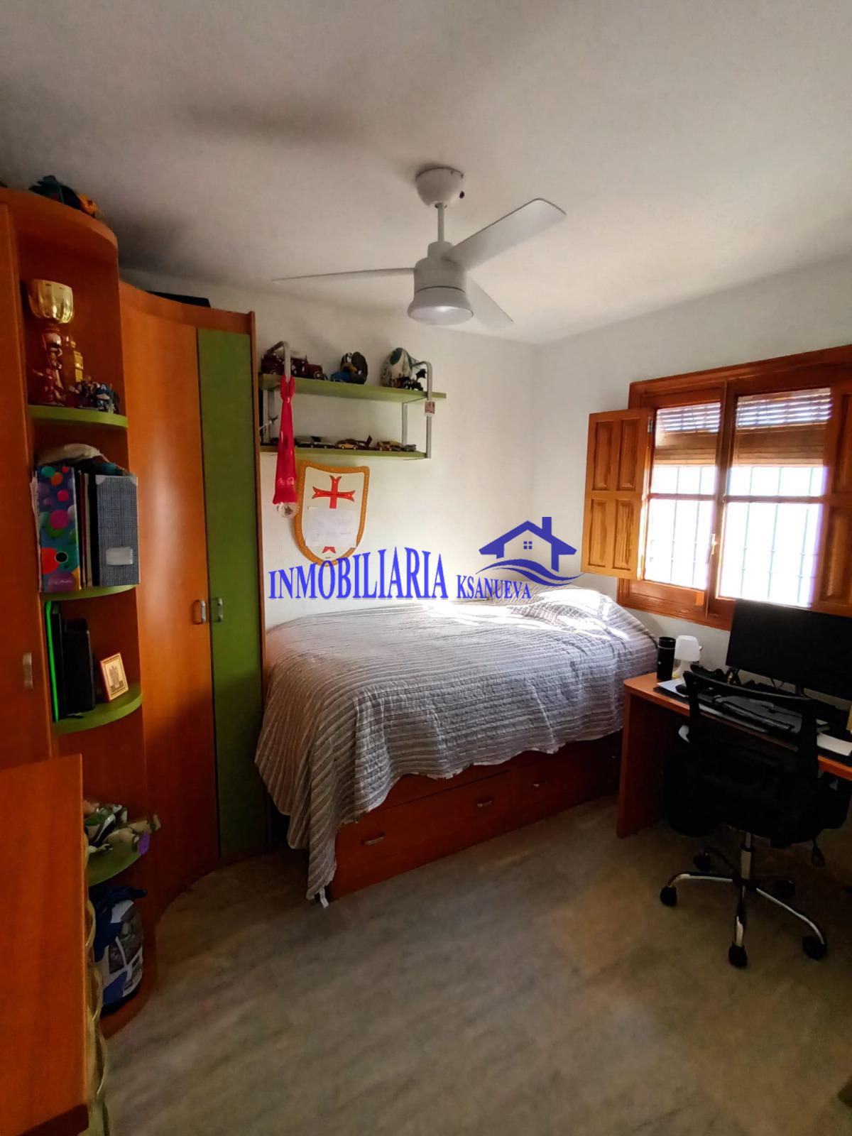 For sale of house in Córdoba