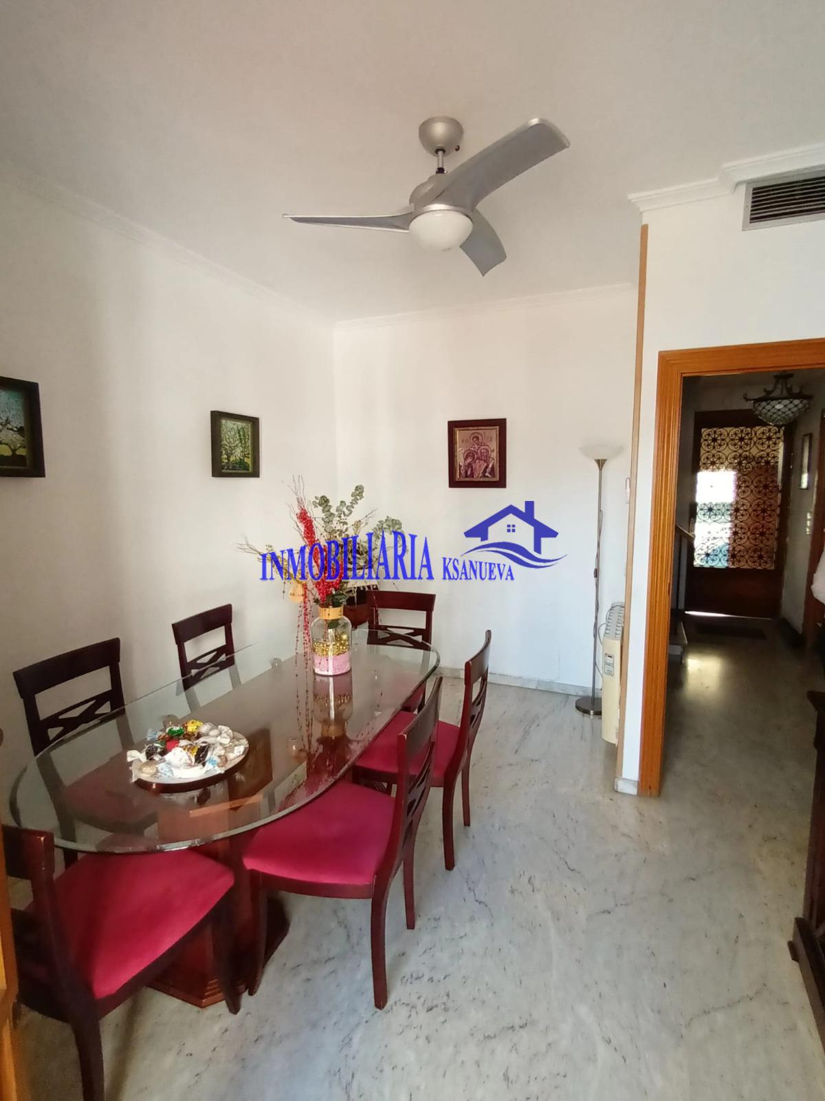 For sale of house in Córdoba