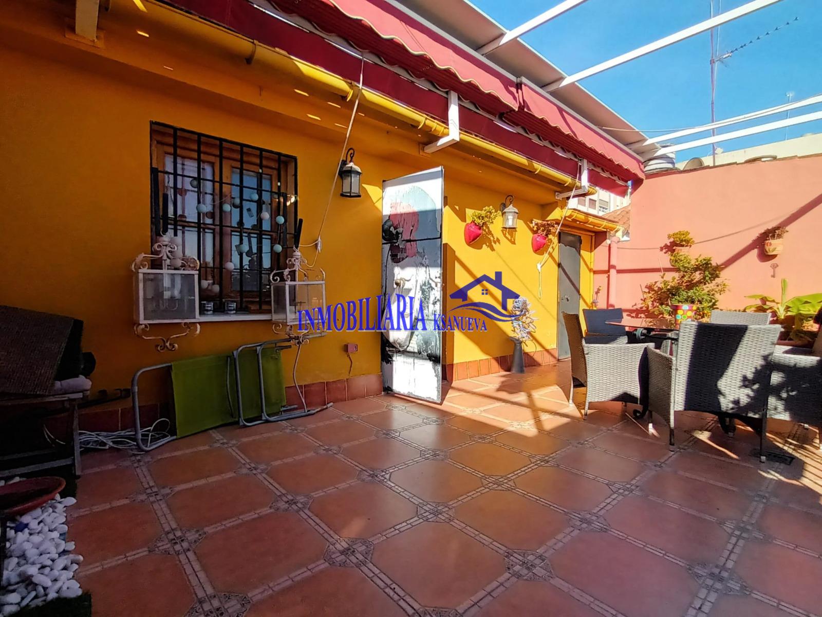 For sale of house in Córdoba