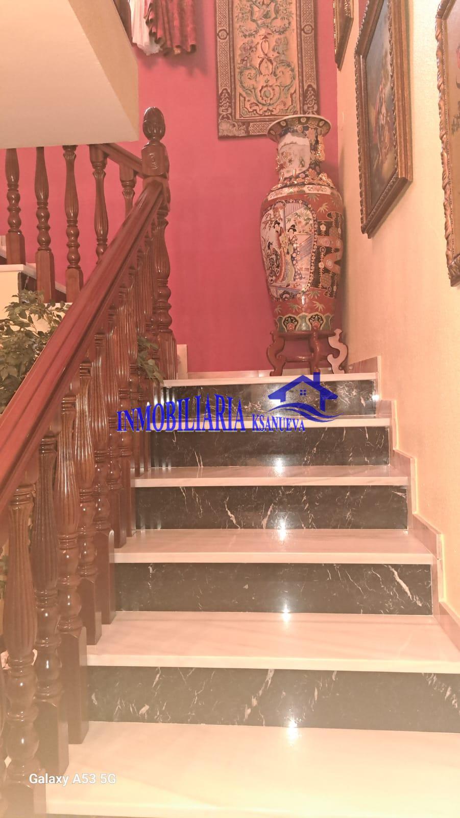 For sale of chalet in Córdoba