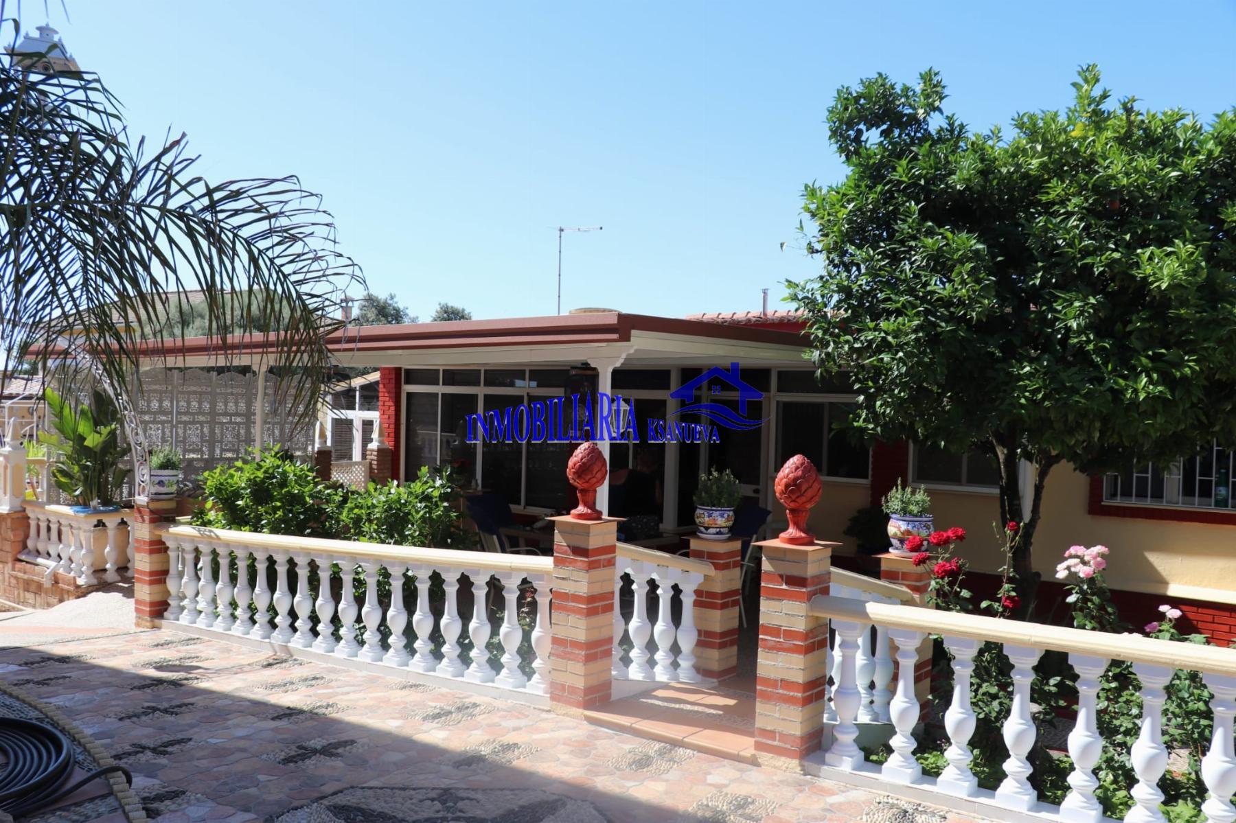 For sale of chalet in Córdoba