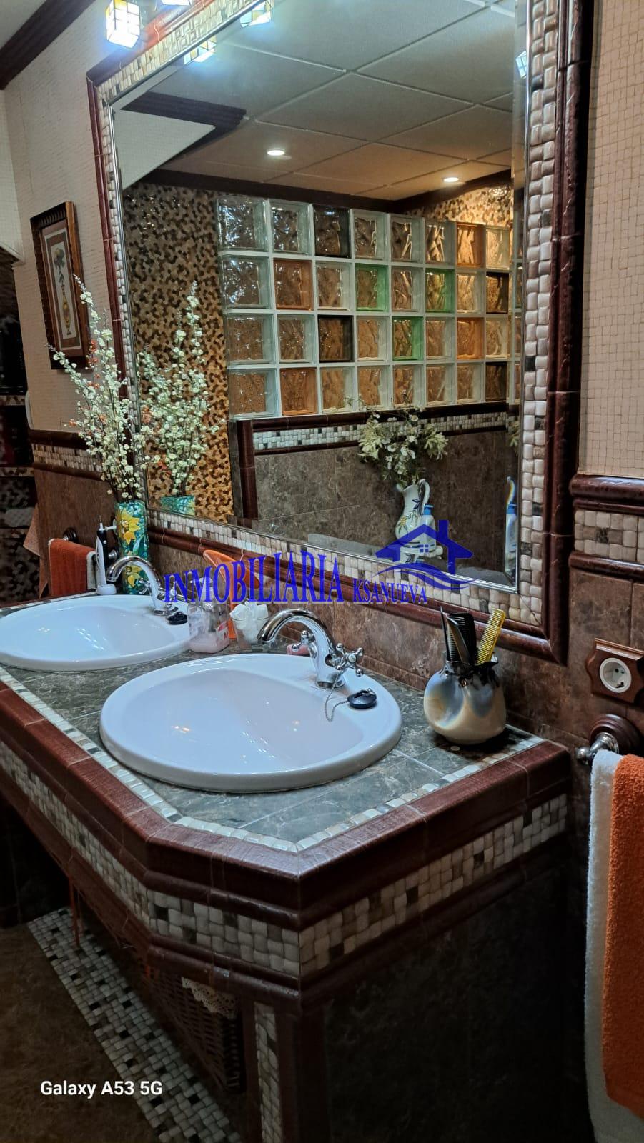 For sale of chalet in Córdoba