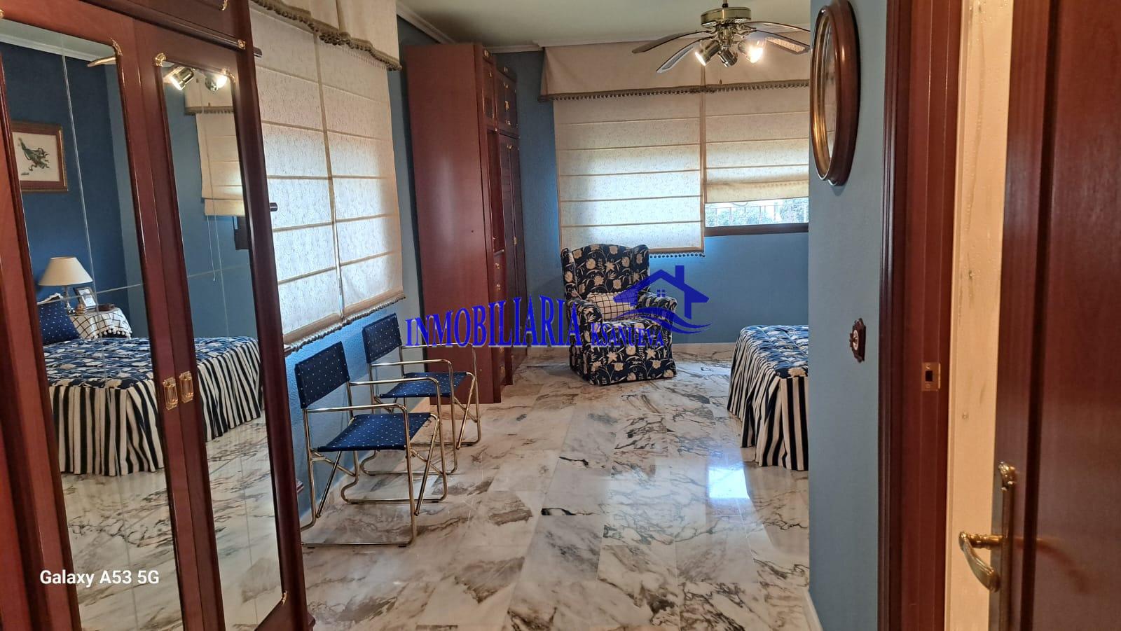 For sale of chalet in Córdoba