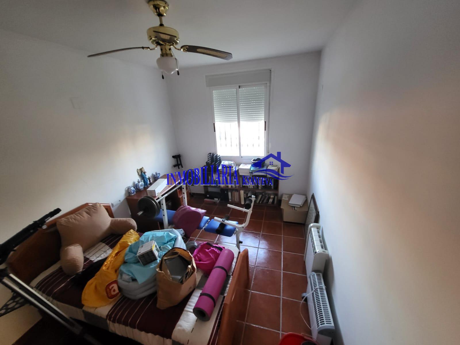 For sale of chalet in Córdoba