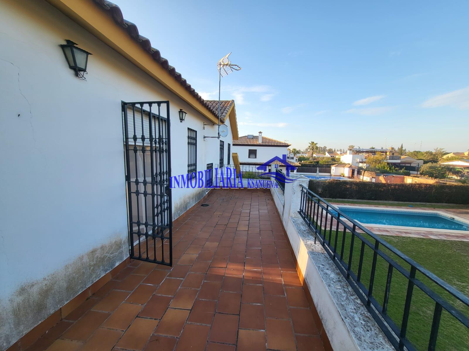 For sale of chalet in Córdoba