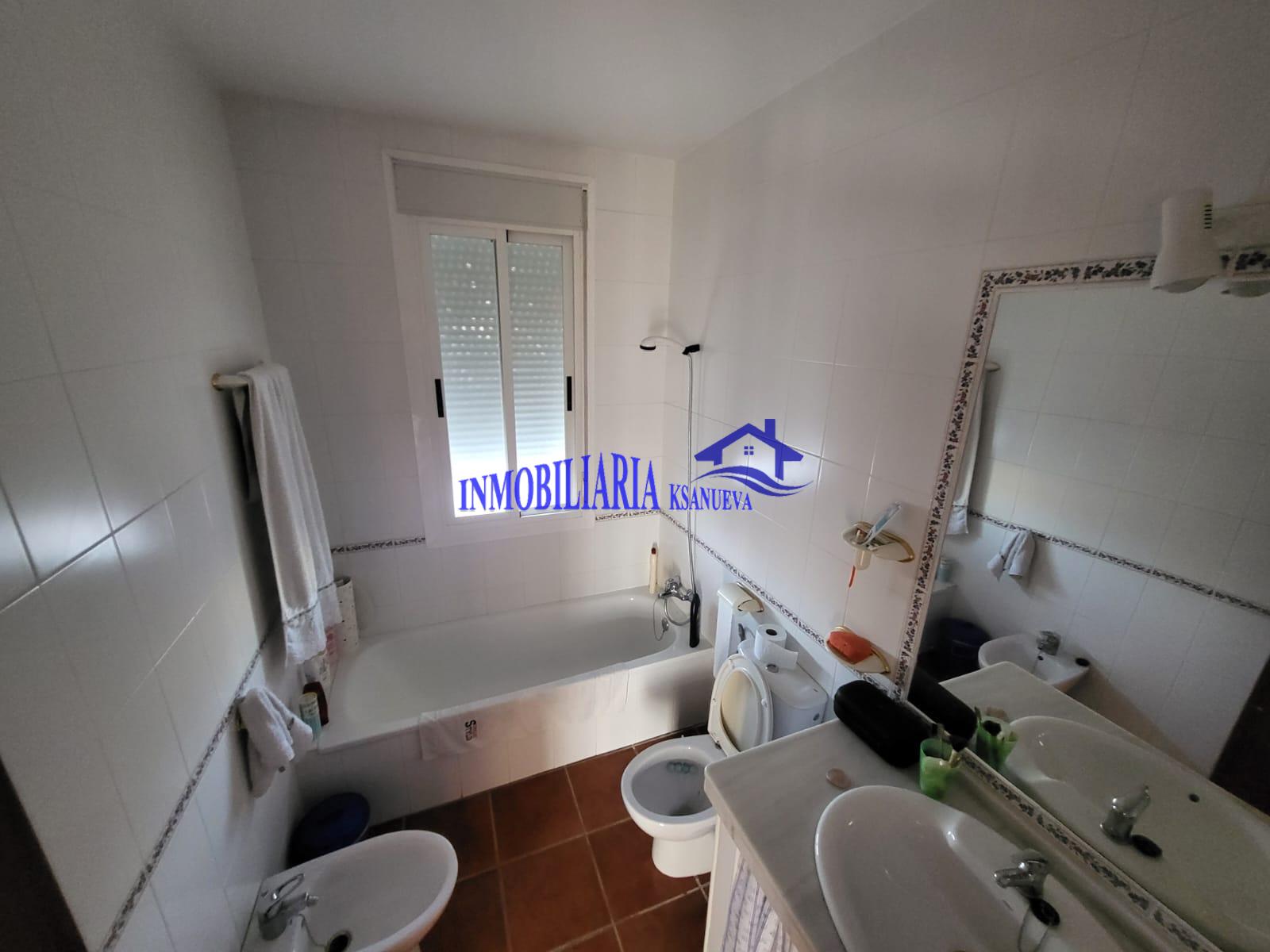 For sale of chalet in Córdoba