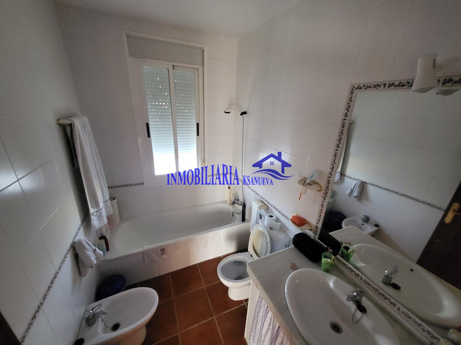 For sale of chalet in Córdoba