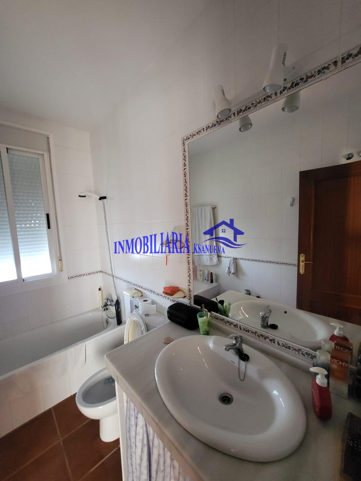 For sale of chalet in Córdoba
