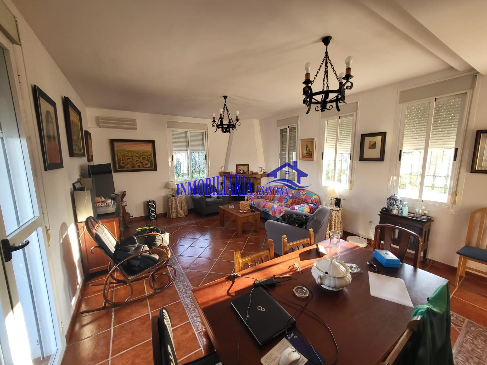 For sale of chalet in Córdoba
