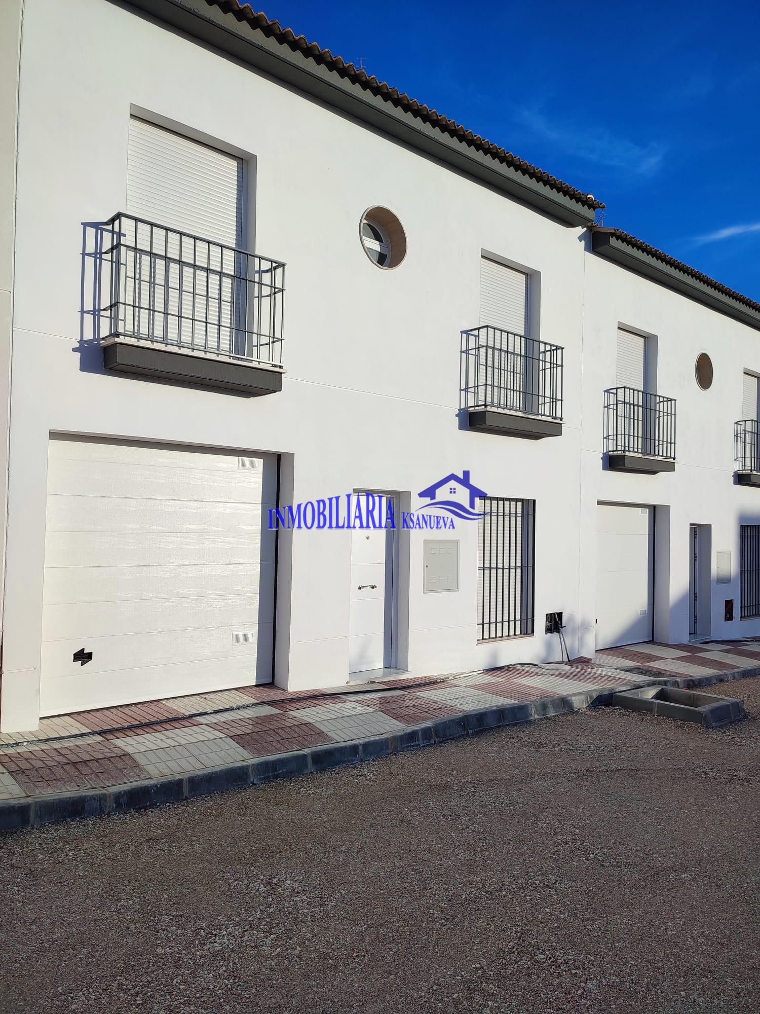 For sale of chalet in Córdoba