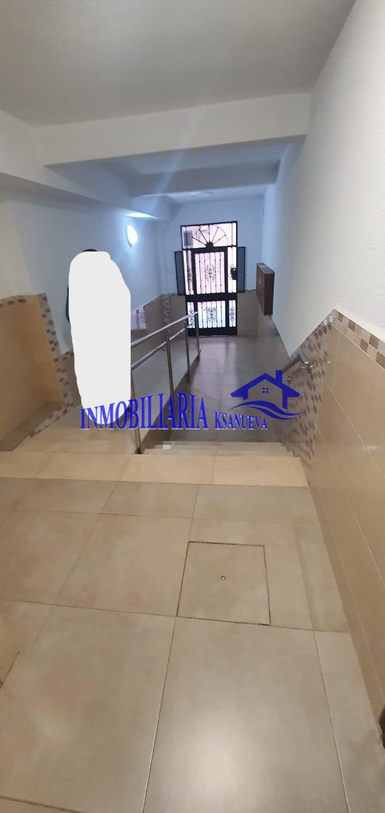 For sale of flat in Córdoba