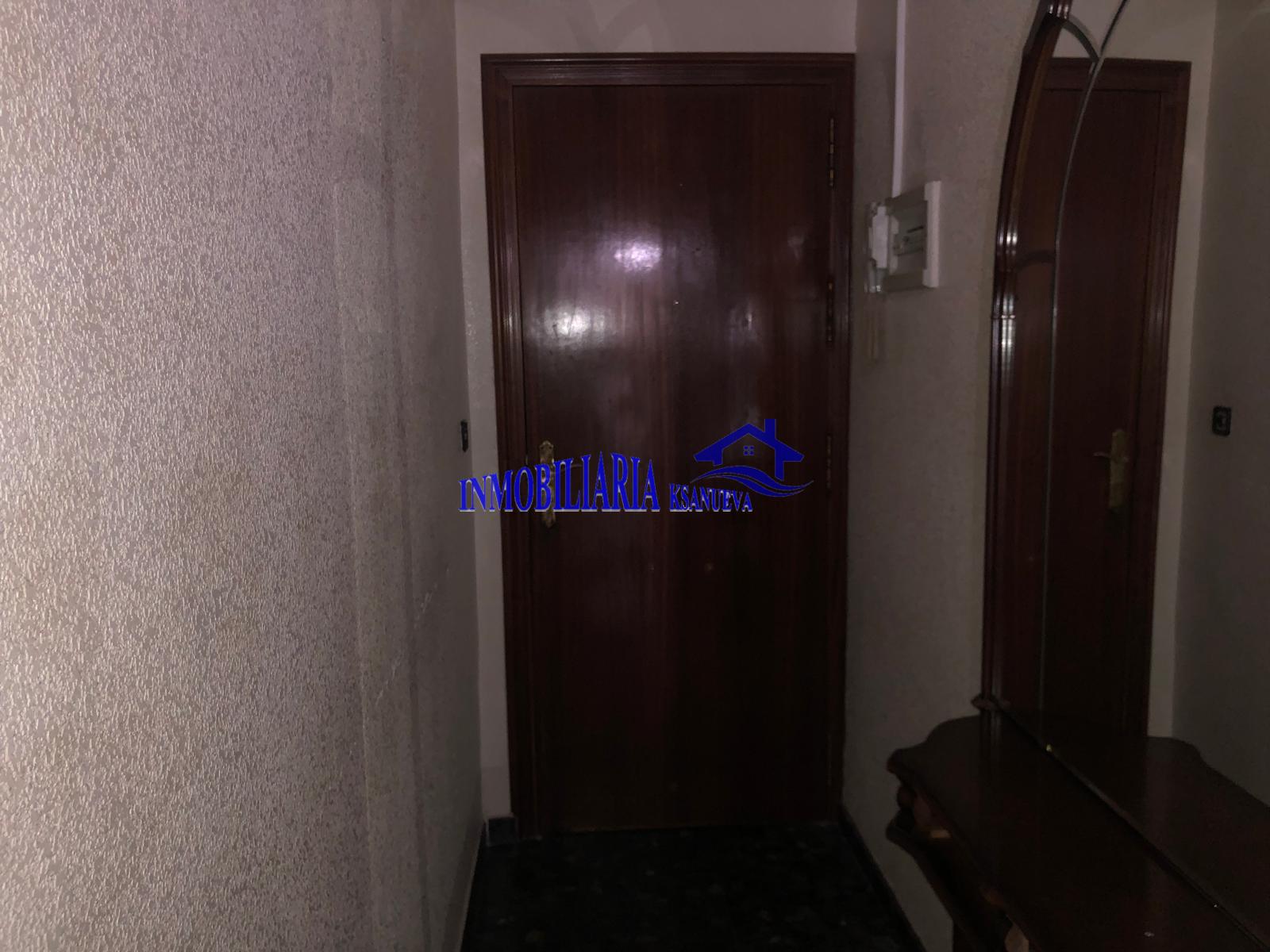For sale of flat in Córdoba