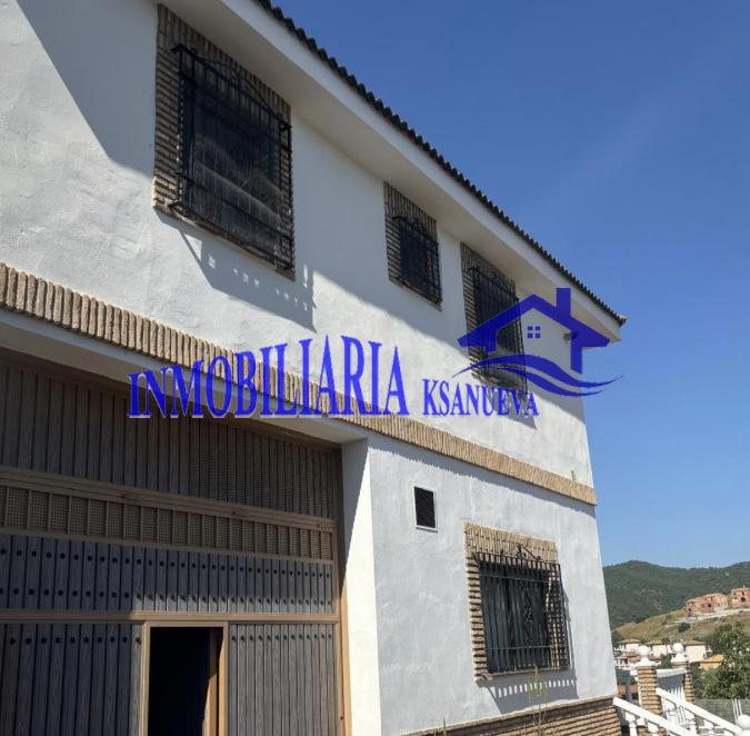 For sale of chalet in Córdoba