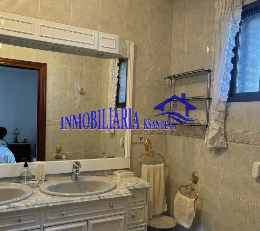 For sale of chalet in Córdoba