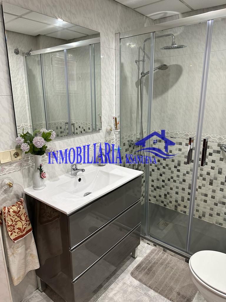 For sale of house in Córdoba