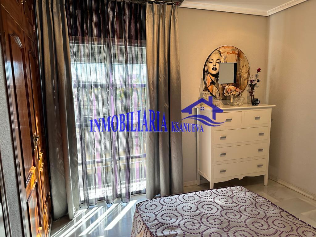 For sale of house in Córdoba