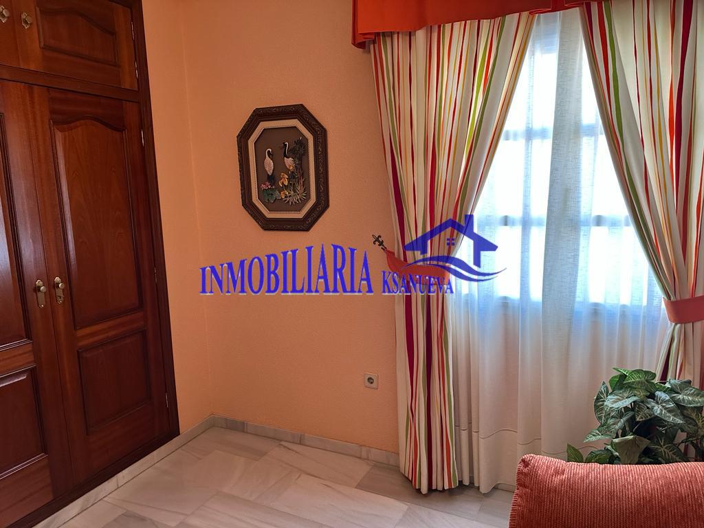 For sale of house in Córdoba