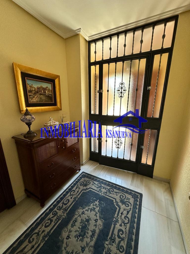 For sale of house in Córdoba