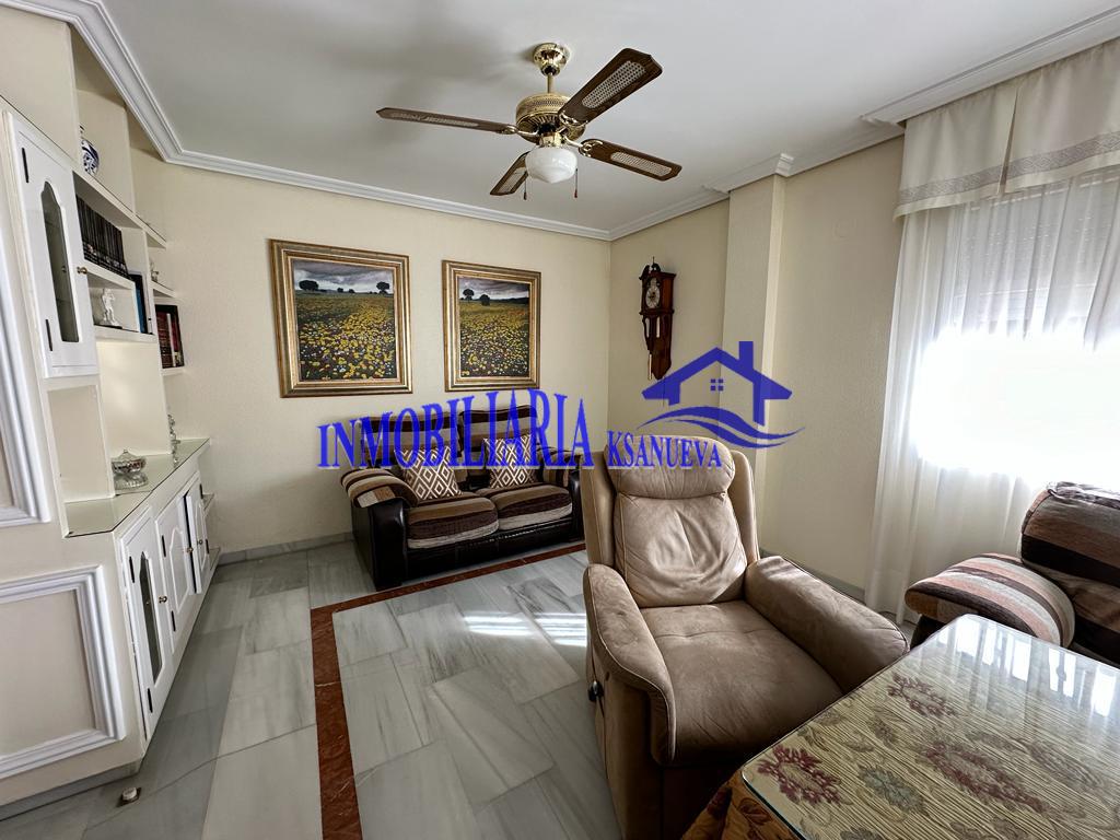 For sale of house in Córdoba