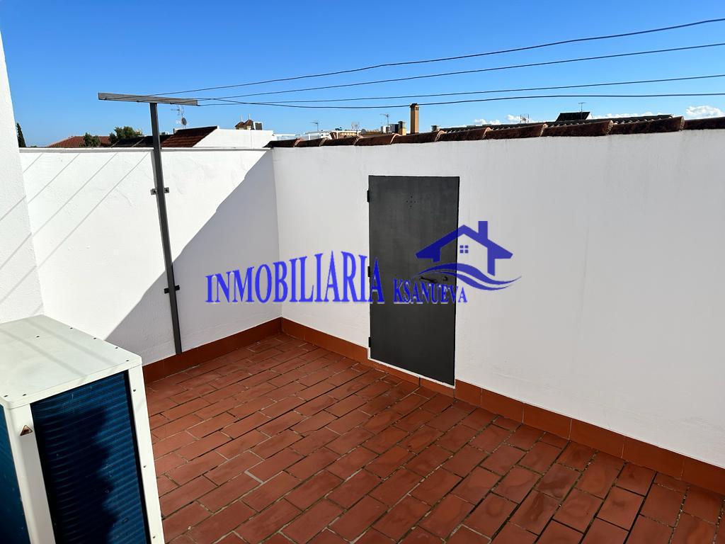 For sale of house in Córdoba