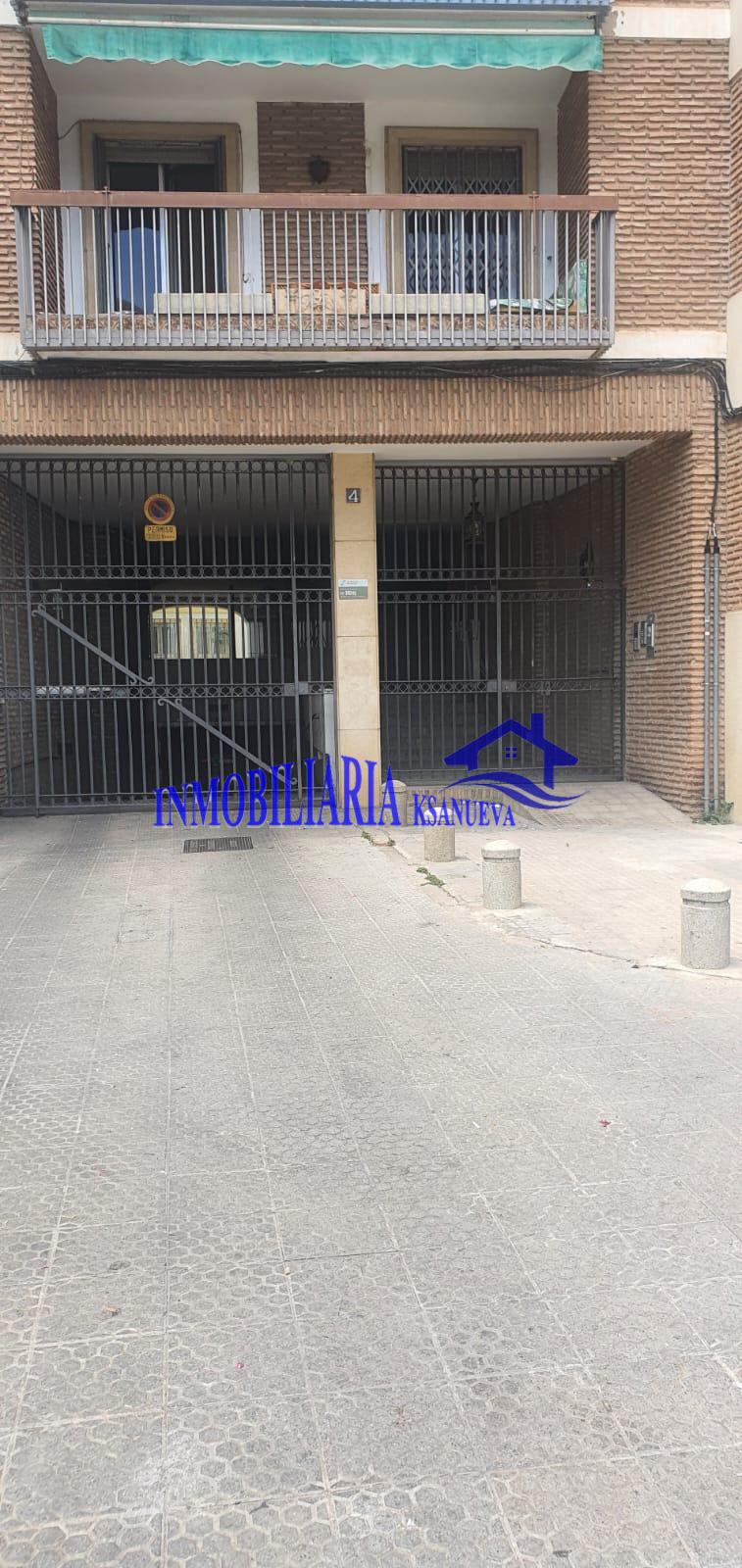 For sale of flat in Córdoba