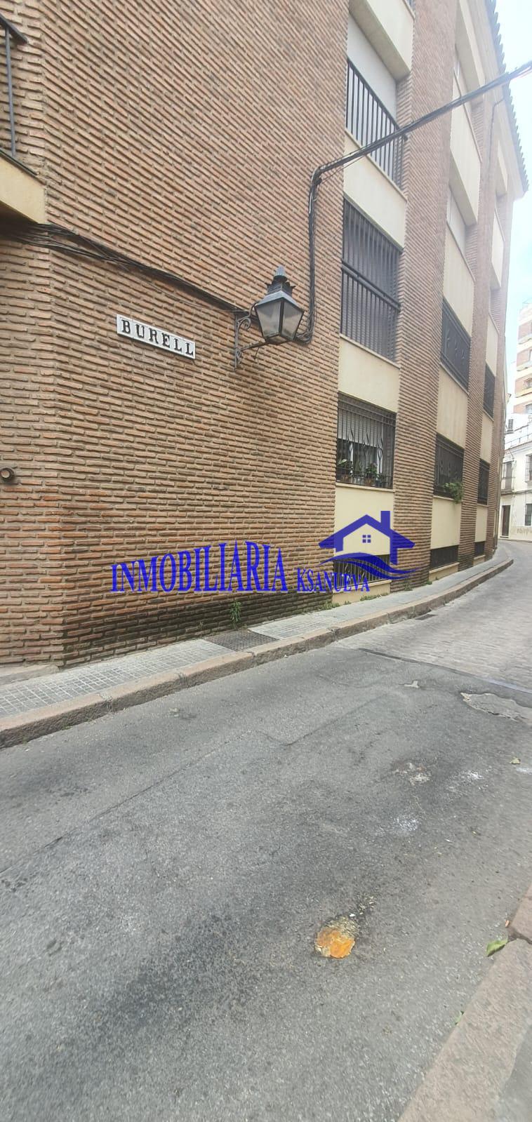 For sale of flat in Córdoba
