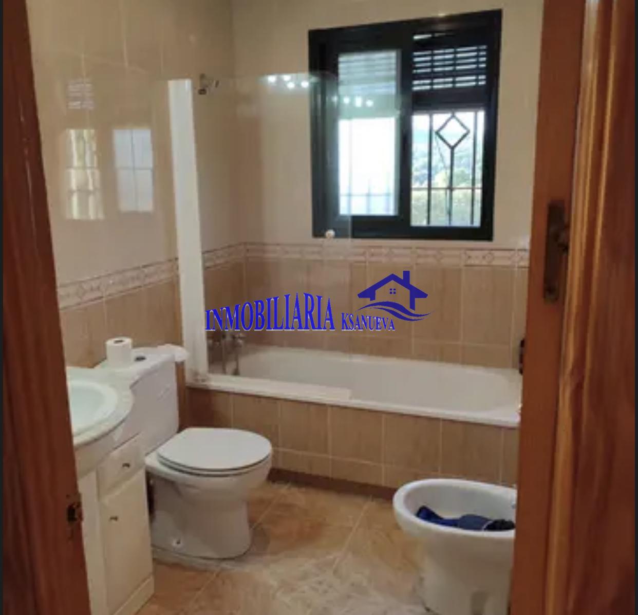 For sale of chalet in Córdoba