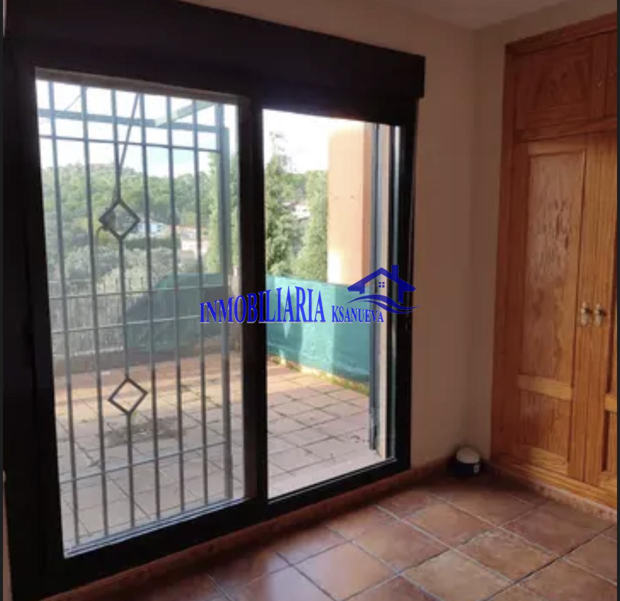 For sale of chalet in Córdoba