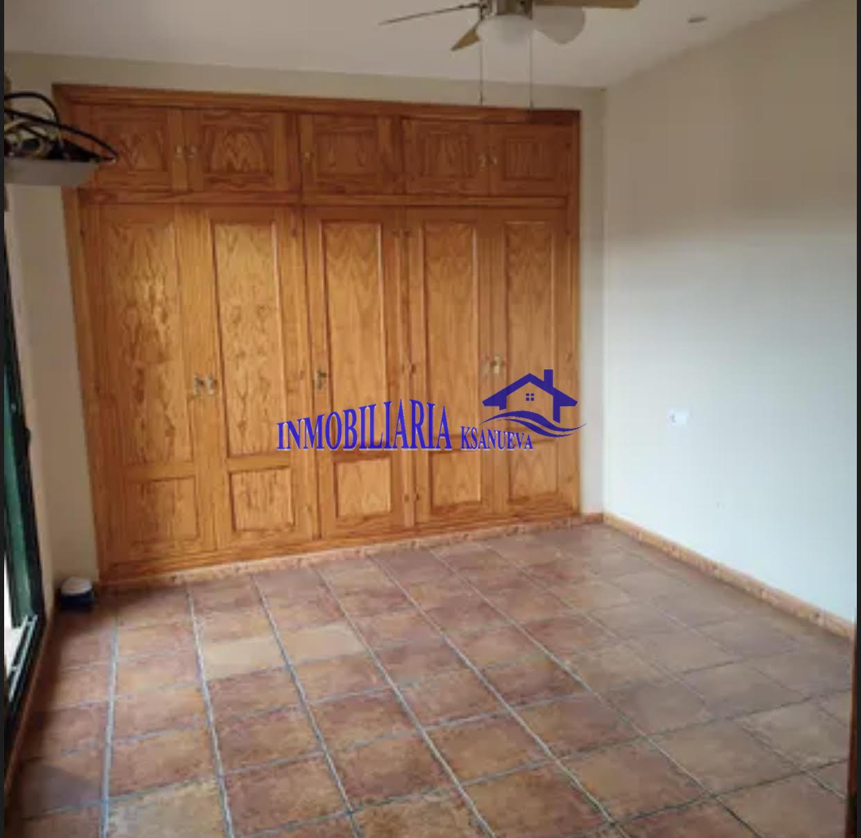 For sale of chalet in Córdoba