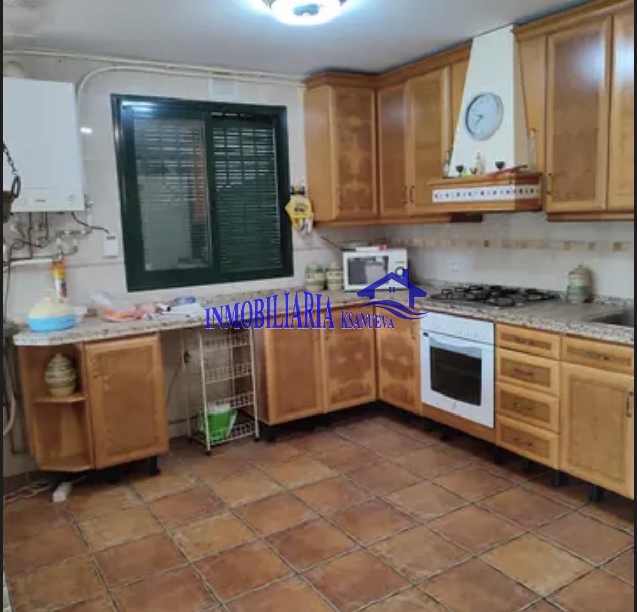 For sale of chalet in Córdoba