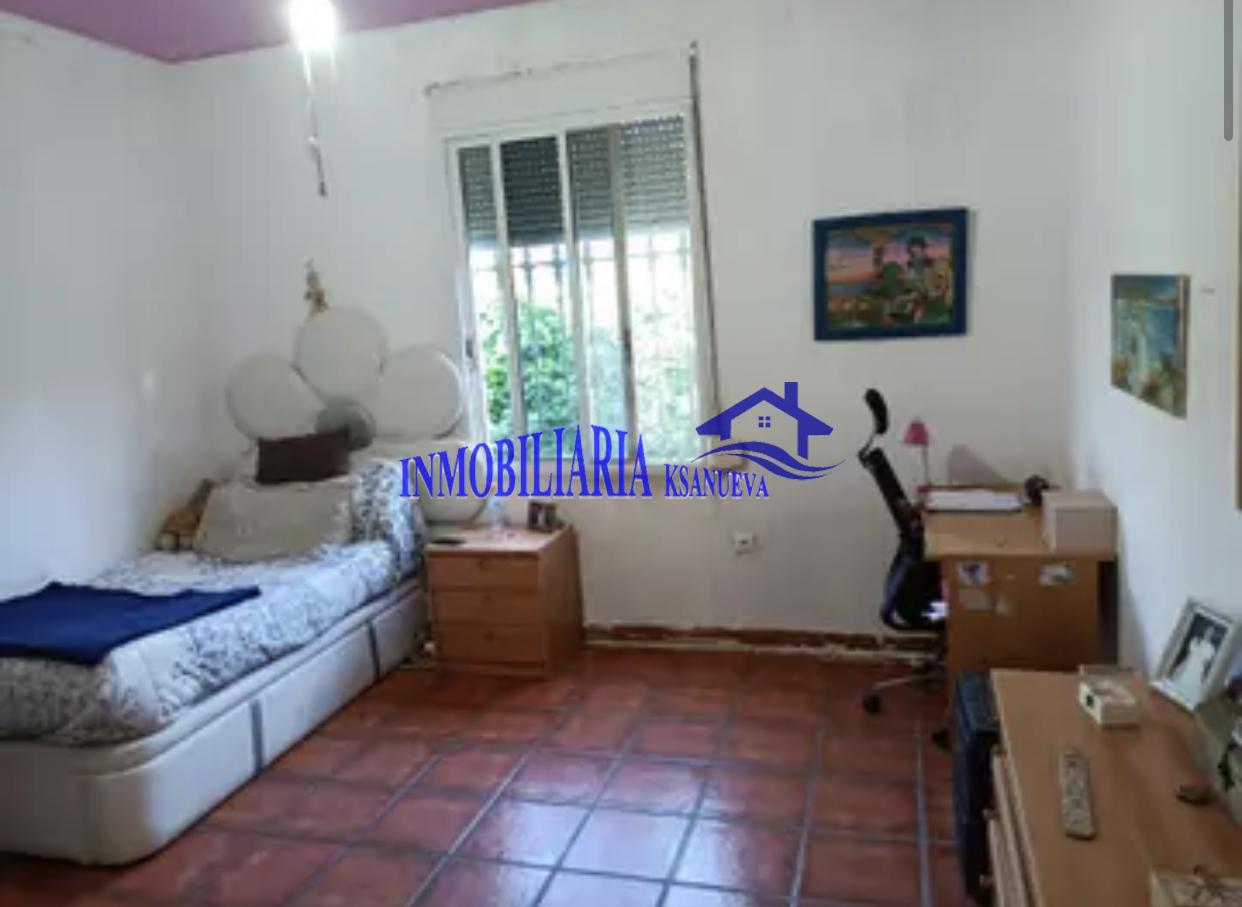 For sale of chalet in Córdoba