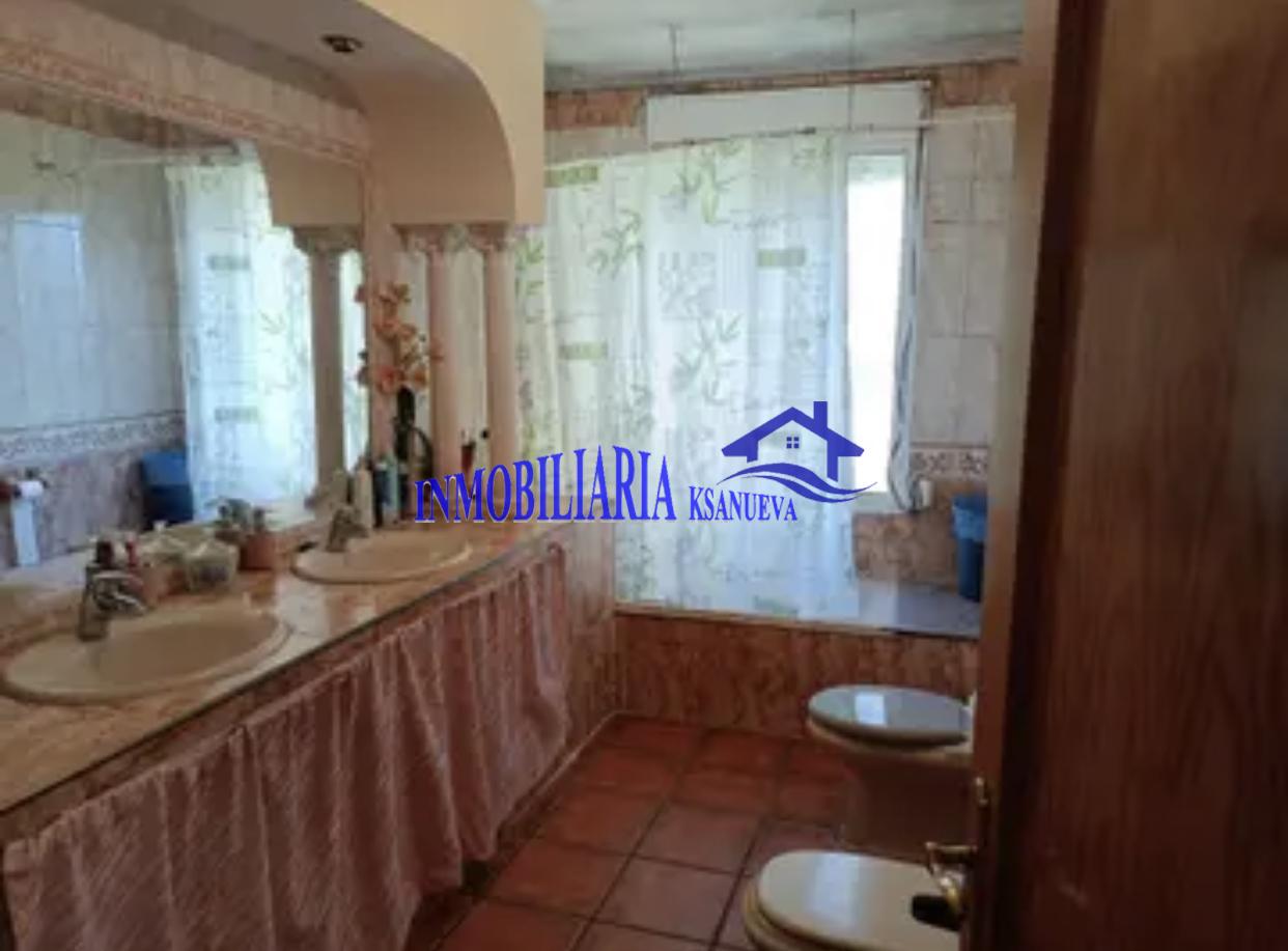 For sale of chalet in Córdoba