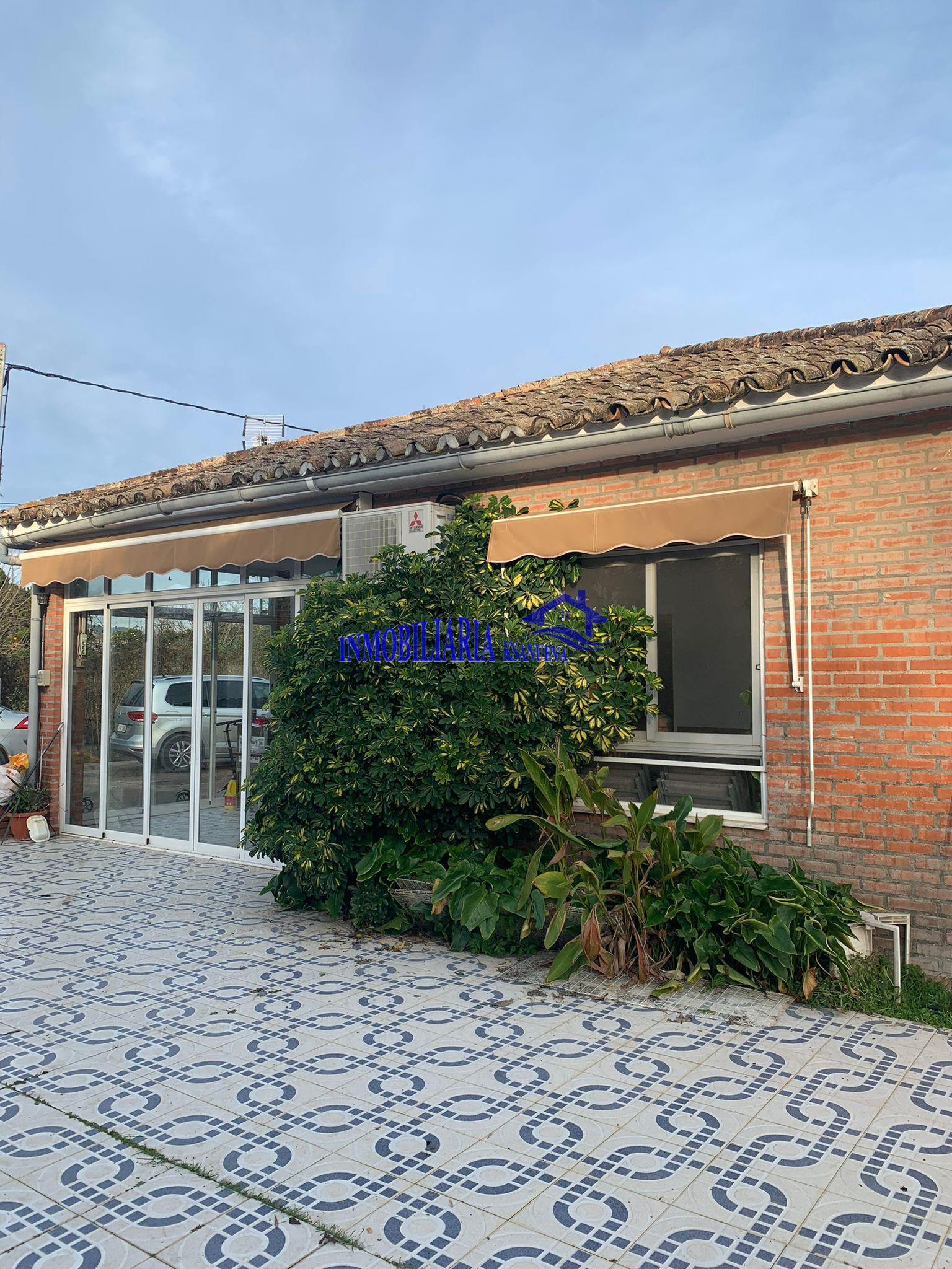 For sale of chalet in Córdoba