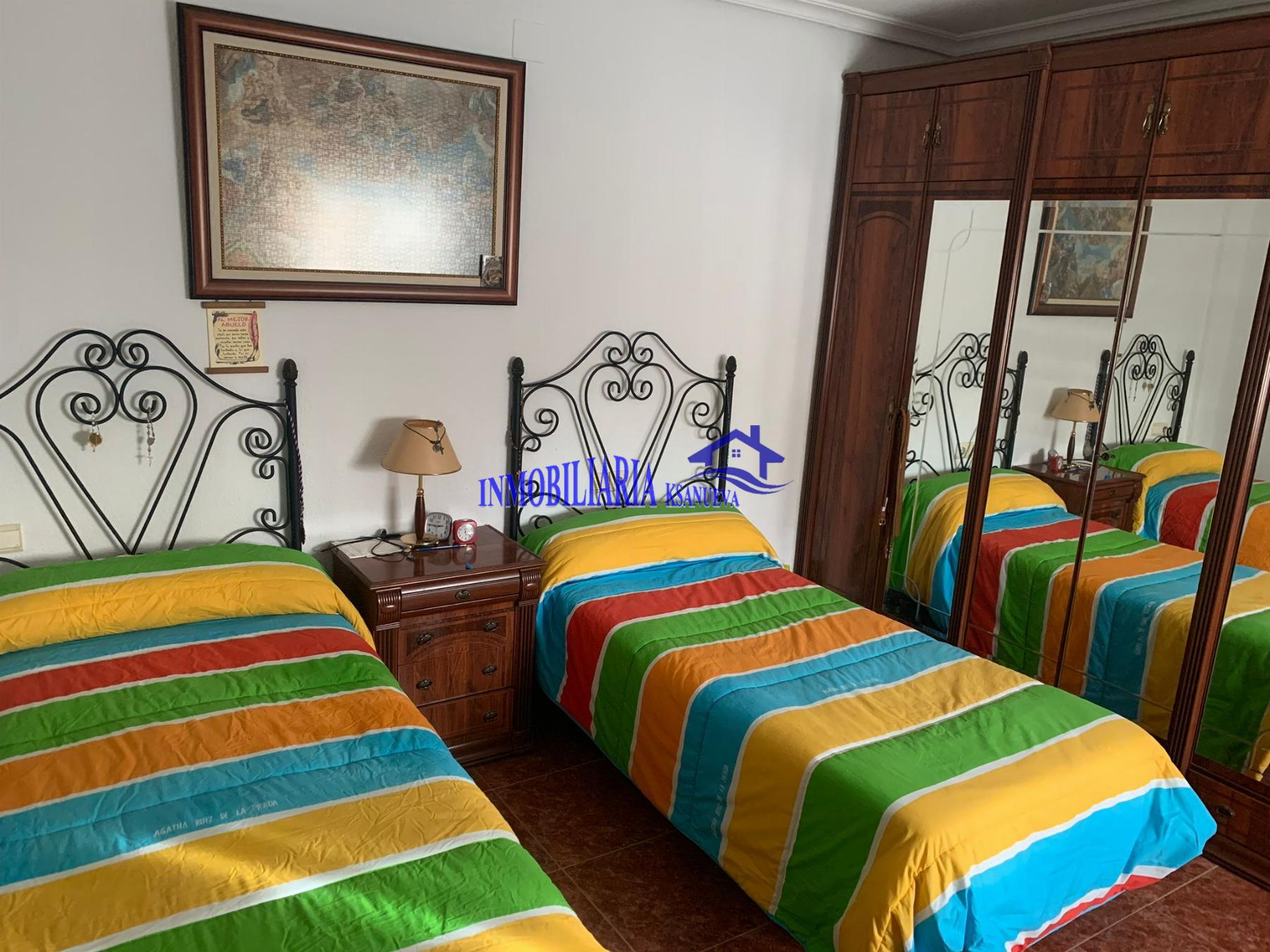 For sale of chalet in Córdoba