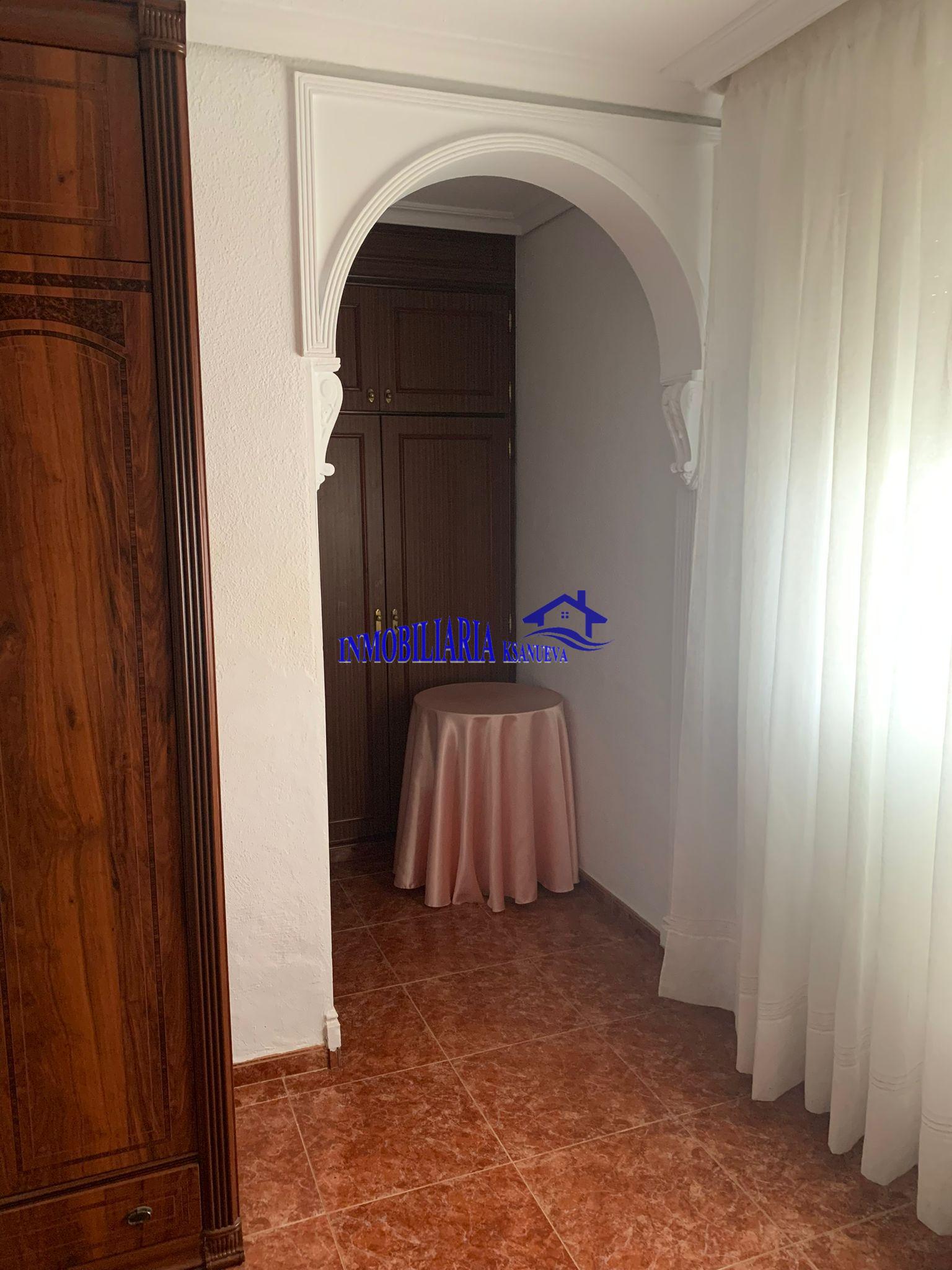 For sale of chalet in Córdoba