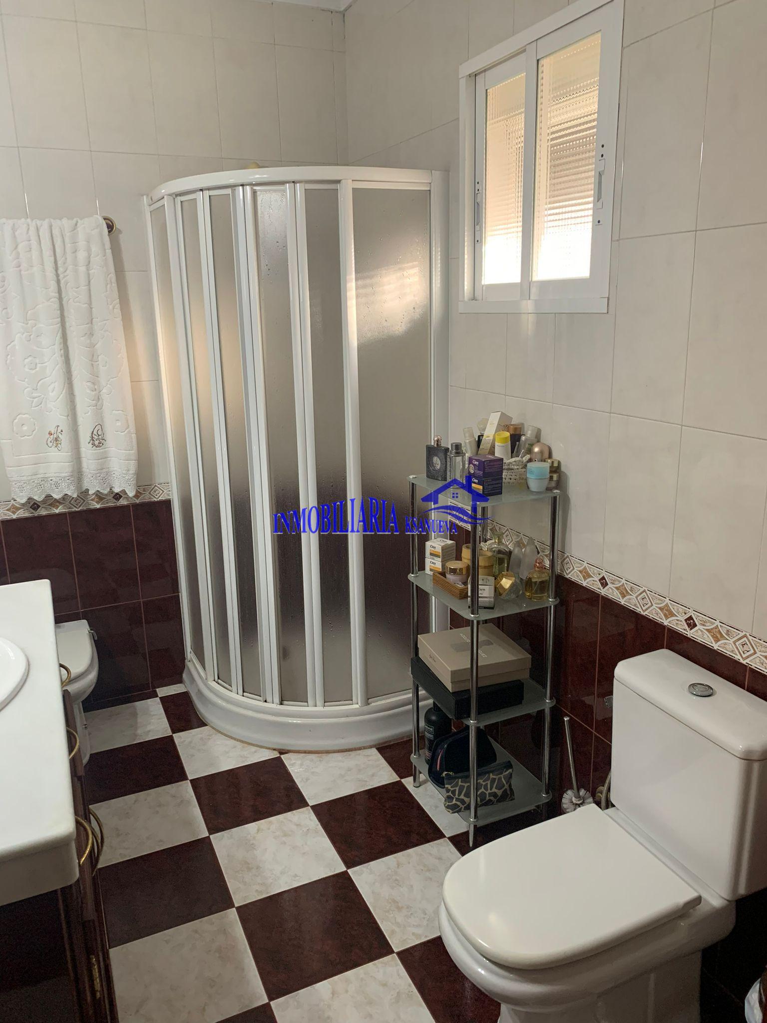For sale of chalet in Córdoba