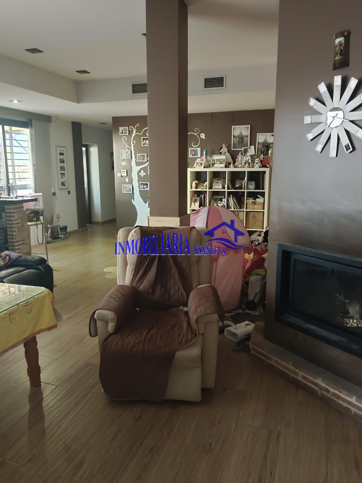 For sale of chalet in Córdoba