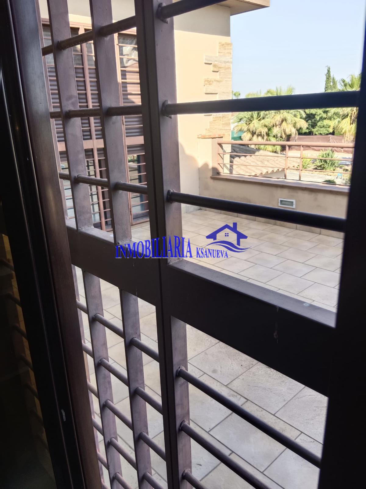 For sale of chalet in Córdoba